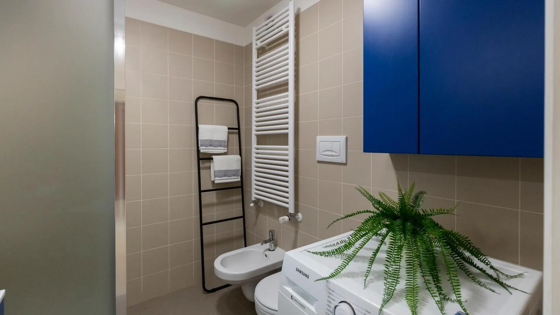 Apartment Hangar Home - Bicocca Area Milan Italy