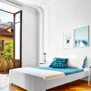 Апартаменты Hemeras Boutique Homes - 4 Design Homes In Center, Милан