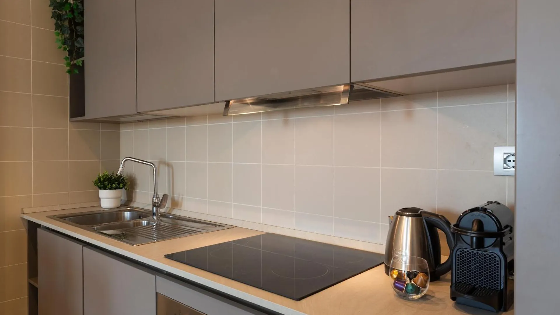 Hangar Home - Bicocca Area Milan Apartment