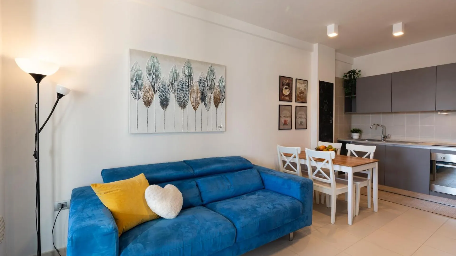 Hangar Home - Bicocca Area Milan Apartment
